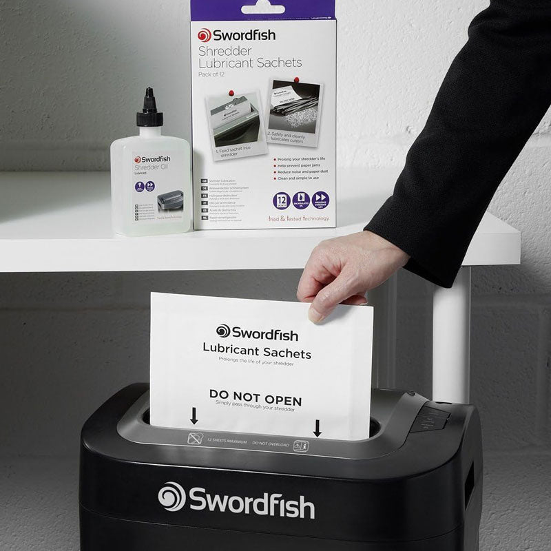 Масло за смазване Swordfish One-A-Month в пакетчета  - 12бр.